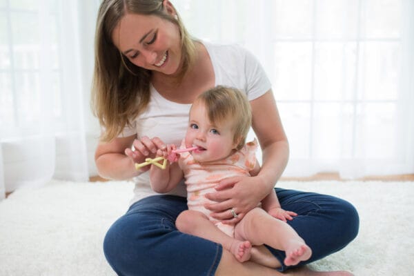Dr. Brown's Baby's eerste tandenborstel flamingo - Afbeelding 4